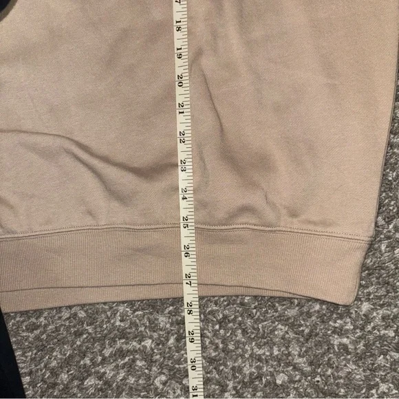 Yellowstone Beige Women’s Sweater XL - Picture 6 of 6